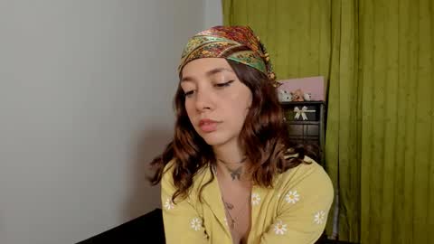 Snapshot of azumi_saan chatting on February 7, 3:10 am azumi saan online show from February 7, 3:10 am