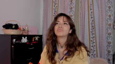 azumi saan online show from July 8, 3:00 am