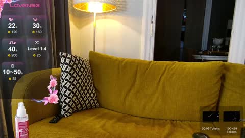 Snapshot of azurea69 chatting on February 4, 12:51 am Azurea69 online show from February 4, 12:51 am