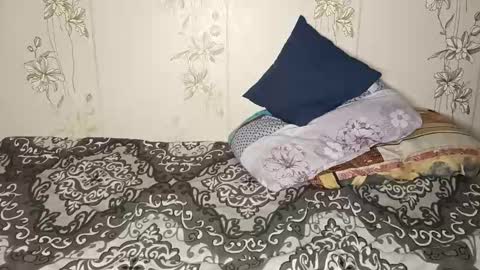 Snapshot of b1ceps chatting on January 12, 6:46 pm John and Dana online show from January 12, 6:46 pm