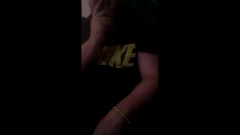 Snapshot of b1gd1ckpapi chatting on December 21, 5:25 am b1gd1ckpapi online show from December 21, 5:25 am