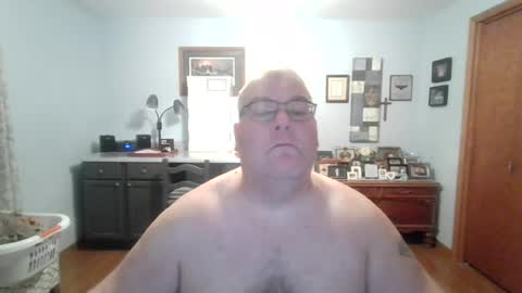 Snapshot of b1gh0rnyguy chatting on July 14, 9:47 am Cory online show from July 14, 9:47 am