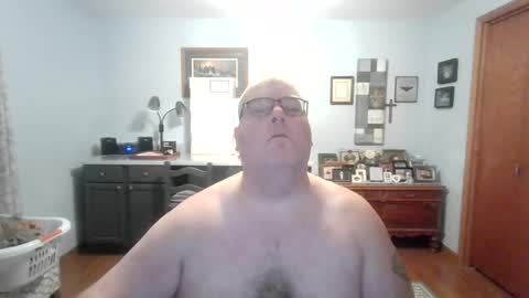 Snapshot of b1gh0rnyguy chatting on July 14, 10:21 am Cory online show from July 14, 10:21 am