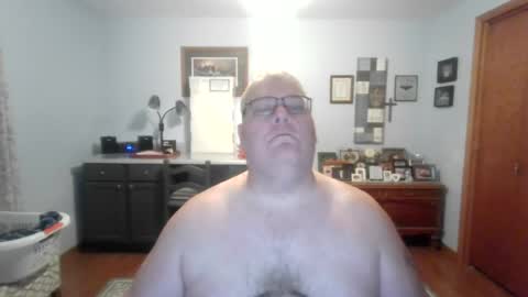 Snapshot of b1gh0rnyguy chatting on July 20, 10:39 am Cory online show from July 20, 10:39 am
