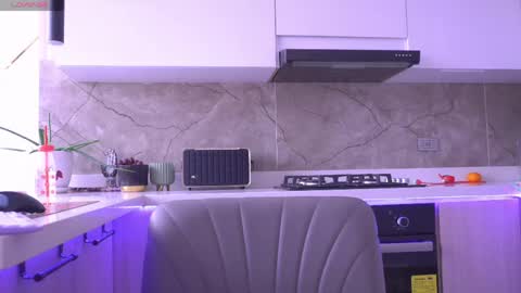 Isabella online show from May 24, 8:03 pm