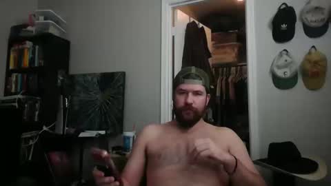 Snapshot of b8terbrop chatting on October 17, 6:54 pm b8terbrop online show from October 17, 6:54 pm
