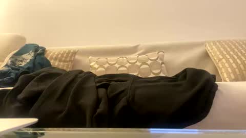 benito online show from December 3, 8:40 pm