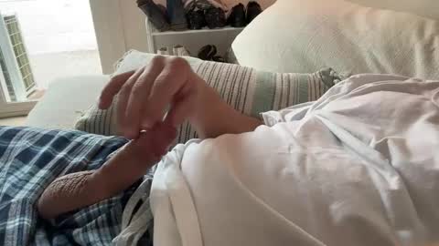 Snapshot of b_boy20166 chatting on December 6, 5:33 pm b_boy20166 online show from December 6, 5:33 pm