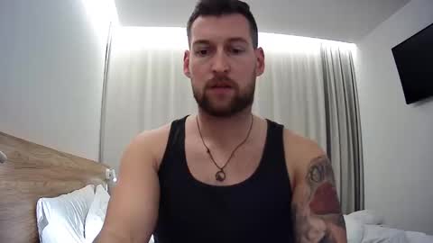 Snapshot of b_marco_ chatting on March 4, 4:30 pm b_marco_ online show from March 4, 4:30 pm