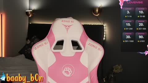 Bonnie  online show from January 9, 8:34 am