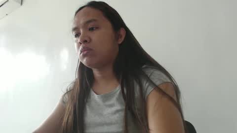 Snapshot of babaeng_sygbin chatting on January 25, 3:09 am marie online show from January 25, 3:09 am