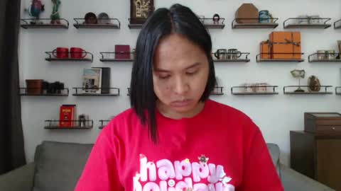 Snapshot of babaeng_sygbin chatting on August 10, 3:43 am marie online show from August 10, 3:43 am