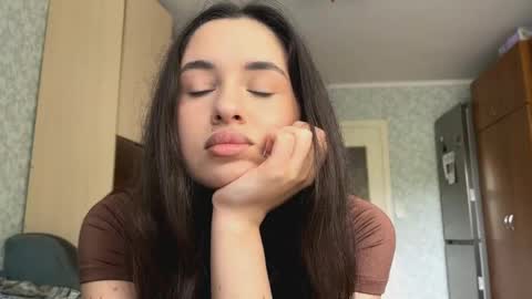 Caroline online show from May 19, 9:59 am
