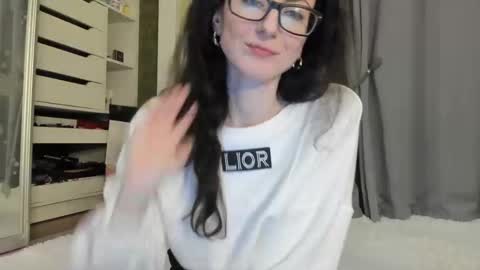 babby_jewel online show from October 15, 10:15 am