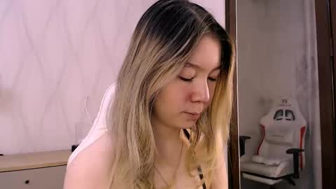 Cute Raby online show from November 12, 2:39 pm