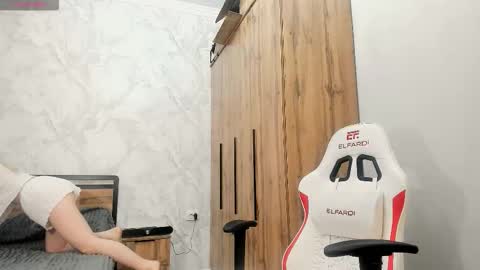 Snapshot of babby_rabbit_ chatting on February 11, 8:30 am Cute Raby online show from February 11, 8:30 am