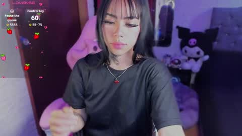 Snapshot of babee_04 chatting on September 23, 7:28 pm babee online show from September 23, 7:28 pm