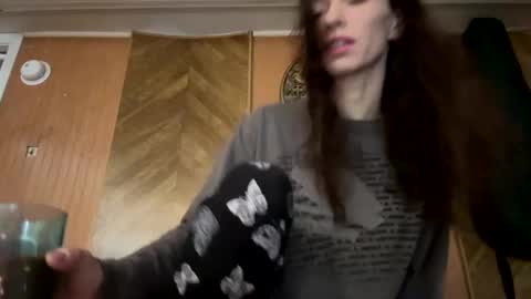 Fern Browning online show from March 10, 2:48 pm