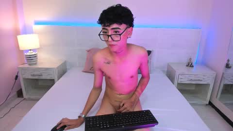 Ander online show from March 7, 10:54 pm