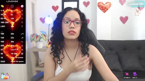 salome online show from February 6, 7:51 pm