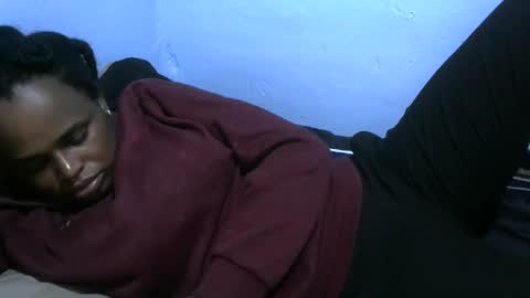 Snapshot of baby_fayyan chatting on December 13, 7:53 pm baby_fayyan online show from December 13, 7:53 pm