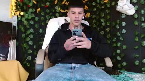 OF GxoXabs online show from December 18, 8:14 pm