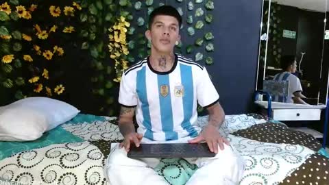 OF GxoXabs online show from January 22, 7:03 pm