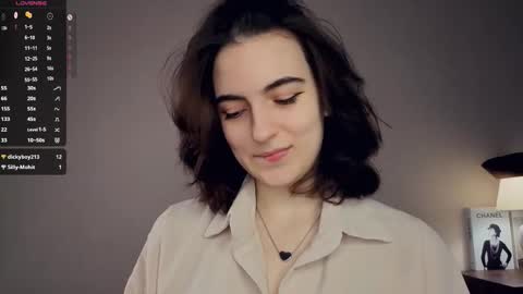 Emily online show from February 13, 7:04 am