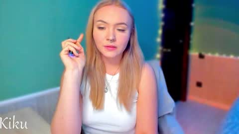 Heyy Im Kikuuu  Im so energetic  Catch my vibe online show from November 13, 11:14 pm