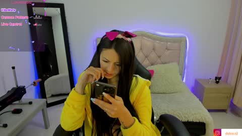 Dulce  Stefa  online show from January 24, 10:21 am