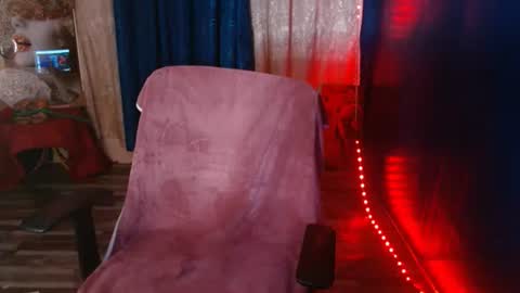 sky online show from November 8, 7:01 pm