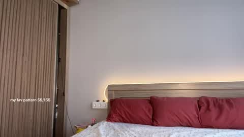 mei online show from February 8, 10:51 am