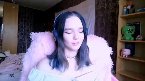 Alice online show from April 29, 8:18 am