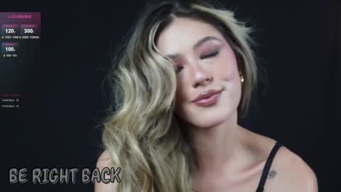 Snapshot of baby_sammyy chatting on October 28, 4:09 pm Baby Sammyy online show from October 28, 4:09 pm