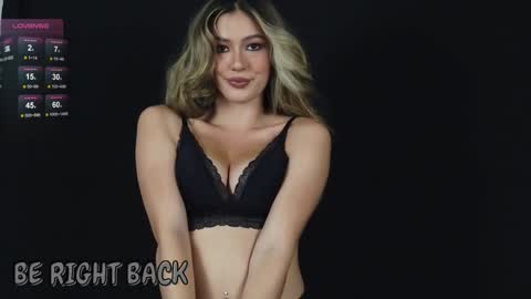 Snapshot of baby_sammyy chatting on November 25, 8:09 pm Baby Sammyy online show from November 25, 8:09 pm