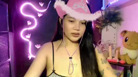 Snapshot of baby_san chatting on November 7, 9:53 am mae online show from November 7, 9:53 am