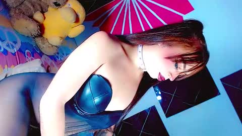 Snapshot of baby_sexys1 chatting on October 23, 7:29 am Tatii online show from October 23, 7:29 am