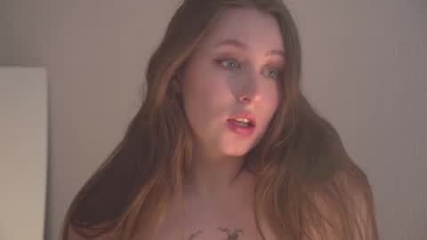 Snapshot of baby_teya chatting on March 23, 12:47 am bb teya online show from March 23, 12:47 am