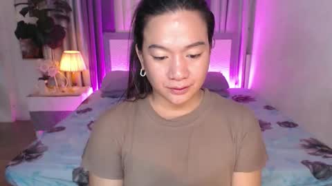 Snapshot of babyamandaxx chatting on May 17, 7:39 am AMANDA online show from May 17, 7:39 am