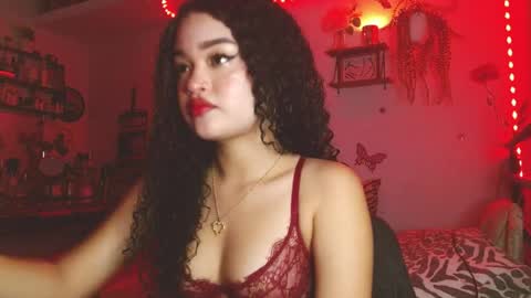 Snapshot of babybombom08 chatting on March 26, 8:58 pm babybombom08 online show from March 26, 8:58 pm