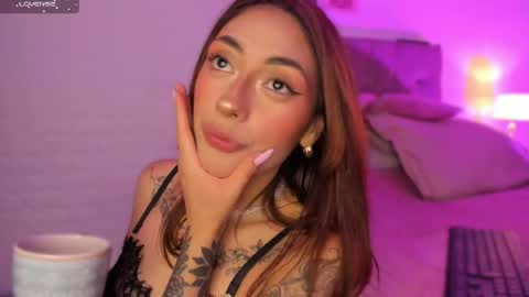 Mariana  online show from May 21, 11:56 pm