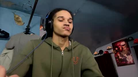 babyD online show from December 11, 5:43 am