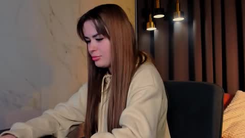 Darcy online show from March 24, 2:11 pm