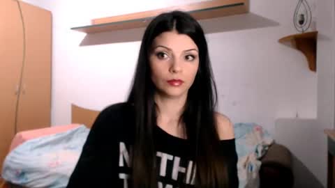 Snapshot of babydoll122060 chatting on January 22, 8:49 pm Eli online show from January 22, 8:49 pm