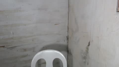 Freya online show from December 5, 10:13 am