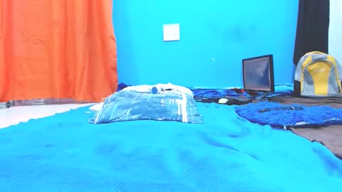 Snapshot of babyjhony chatting on December 19, 2:23 am Jhony Naughty Skater online show from December 19, 2:23 am