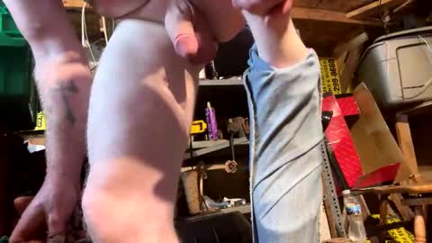 babyleggreg6 online show from September 29, 6:46 pm