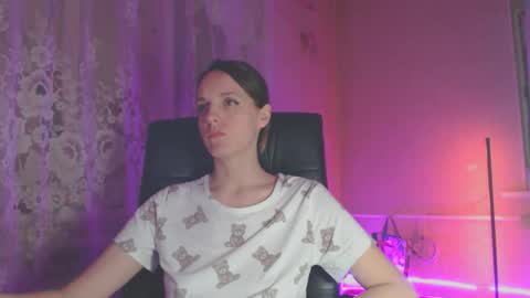 Sonya online show from March 31, 6:52 pm