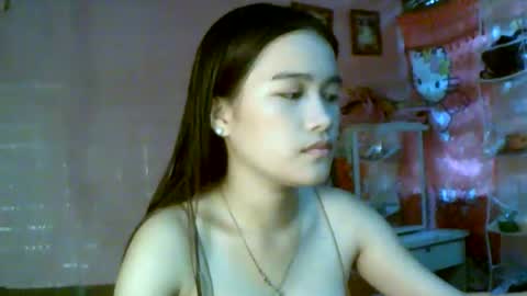 Snapshot of babypinaygirl chatting on June 26, 5:45 am babypinaygirl online show from June 26, 5:45 am