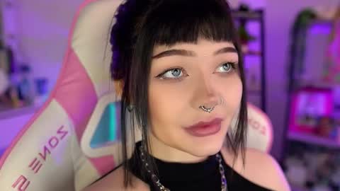 Nika online show from November 28, 4:09 pm